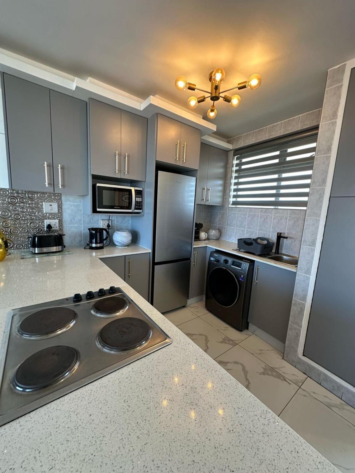 Ocean Pearl Luxury Apartment Durban